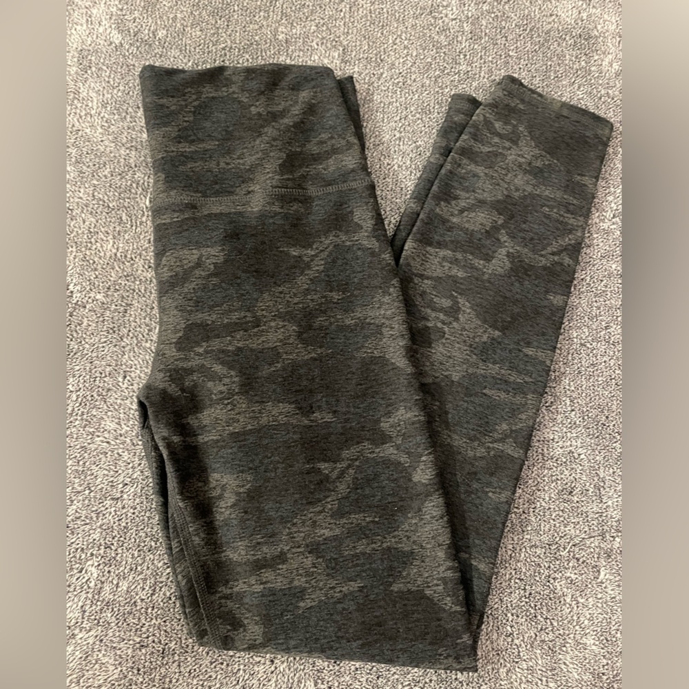 Vuori Clean Elevation Camo Leggings